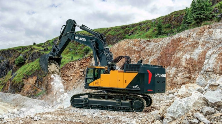 Hd Hyundai Construction Equipment North America Expands Hx Crawler