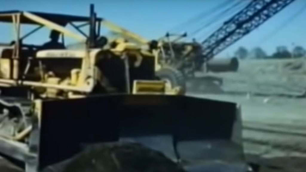 Watch: Crews tame the mighty Fraser during 1950s construction of George Massey Tunnel