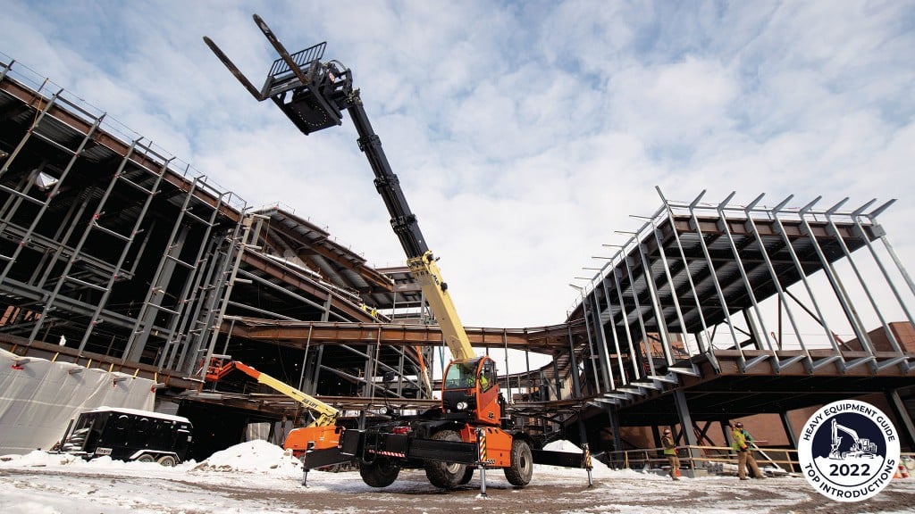 2022 Top Introductions: JLG Industries’ rotating telehandler line