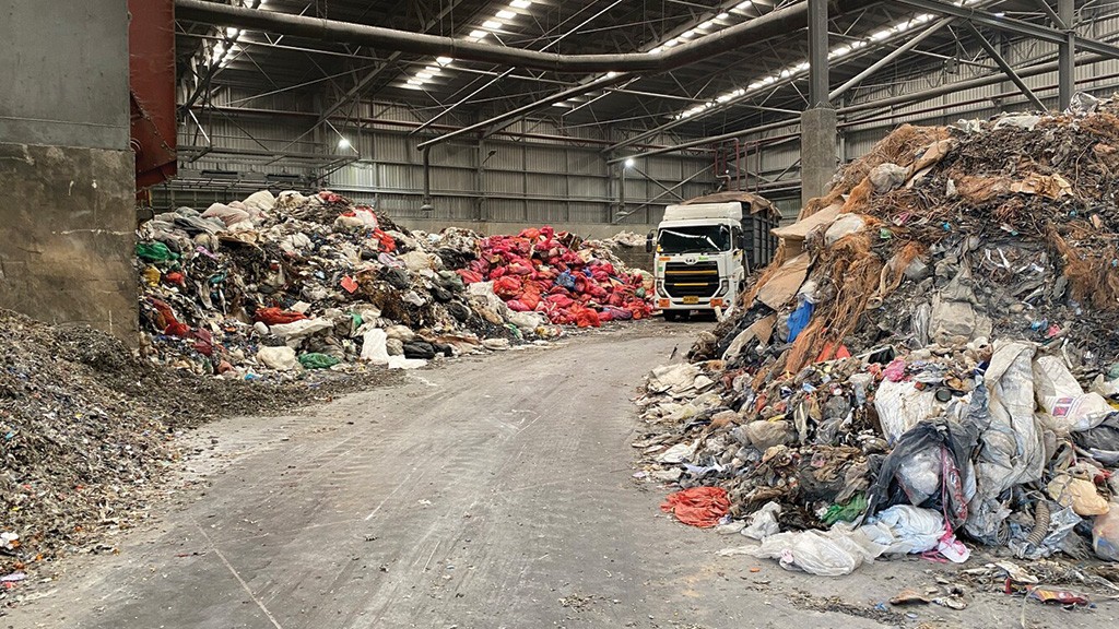 The global role of industrial shredders and refuse-derived fuel