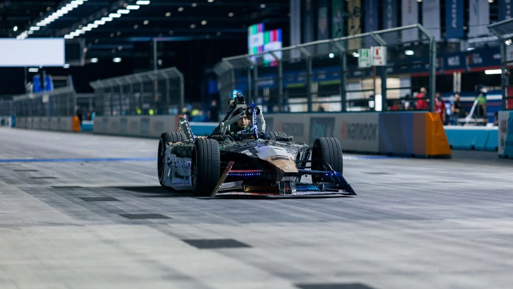 (VIDEO) The Formula E car made entirely from e-waste