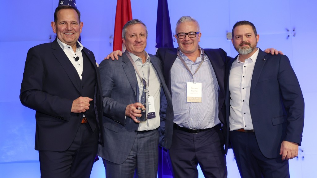 Calmont Truck Centre wins Volvo Trucks' 2023 Canadian Dealer Group of the Year award