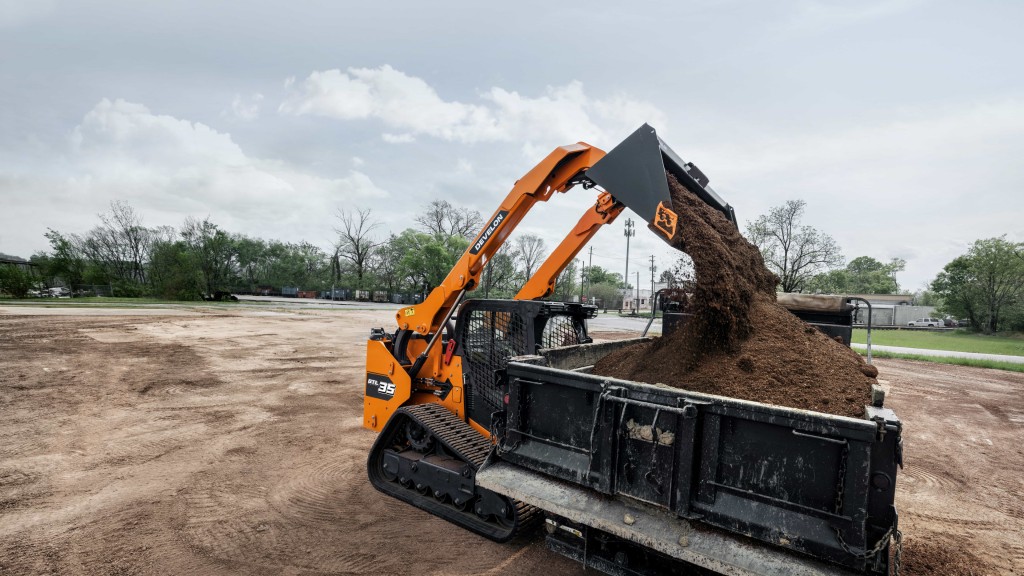 (VIDEO) DEVELON's first CTL is loaded with powerful features for performance on tough job sites
