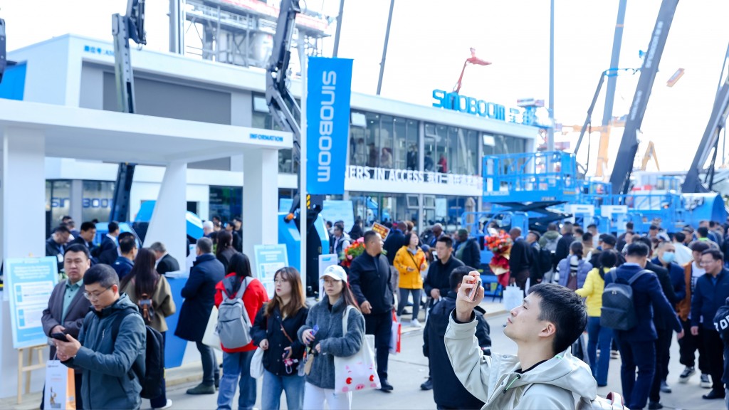 Sinoboom shows extensive line of 30 machines at bauma CHINA 2024