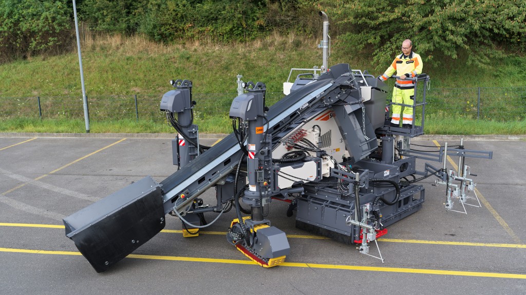 Wirtgen's new modular slipform paver easily switches between offset and crosspave configurations