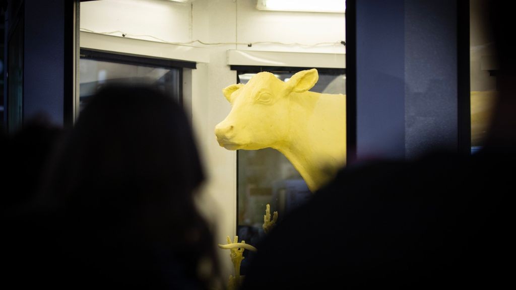 1,000-pound butter sculpture used to power Pennsylvania communities