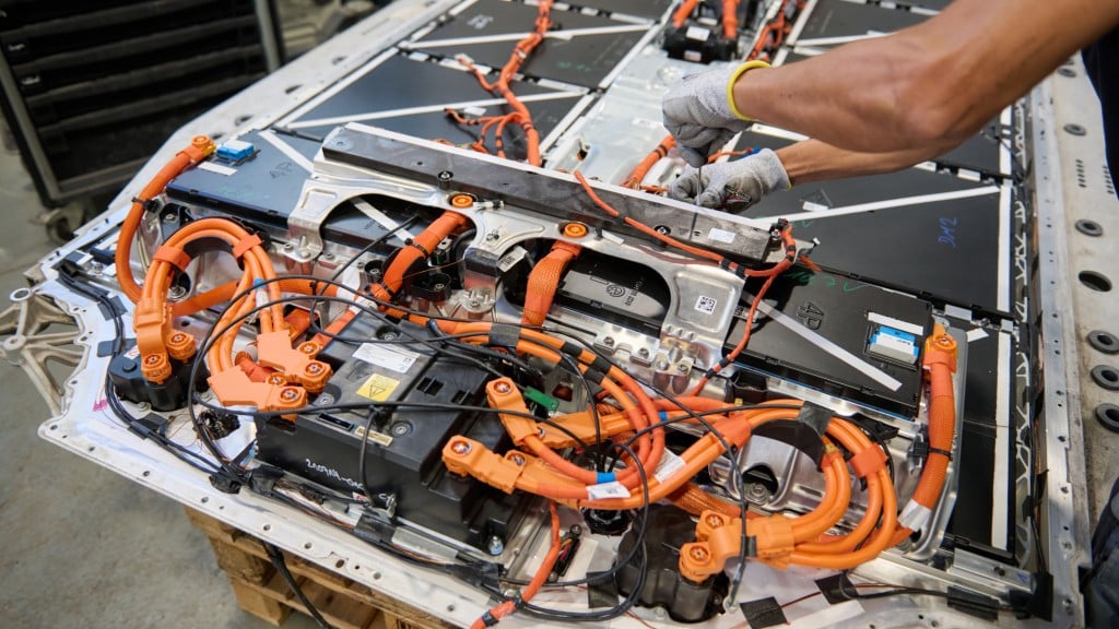 BMW Group partners with SK tes to recover critical minerals from used batteries