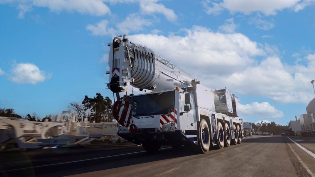 Tadano's new 5-axle all-terrain crane is available with massive extension option