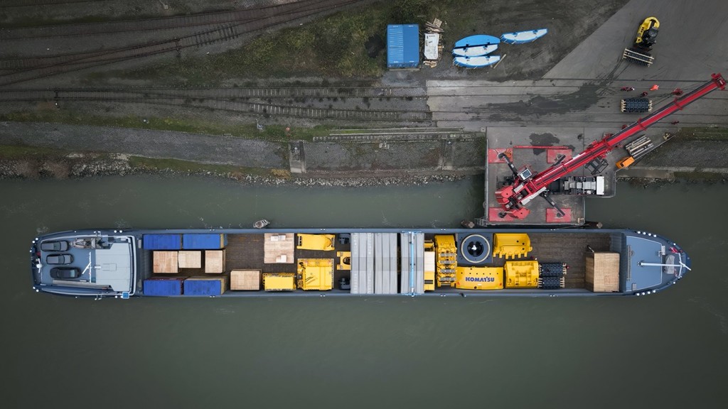 (VIDEO) A first look at the Komatsu PC9000