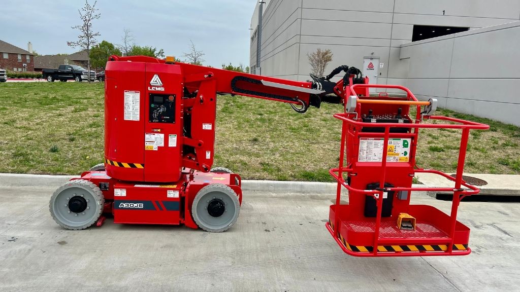 LGMG expands boom lift lineup with new electric option for tight spaces