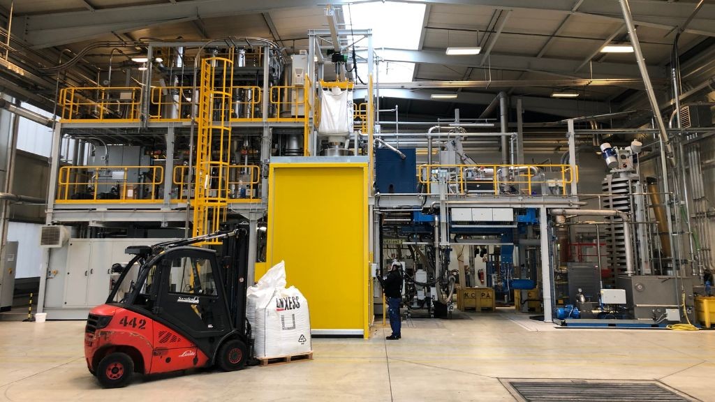 Flame-retardant polypropylene offers safer alternative for battery housings