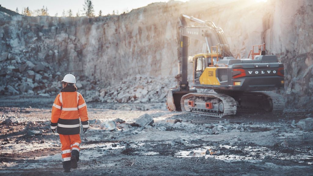 Volvo CE invests $261 million to strengthen crawler excavator production across three global sites