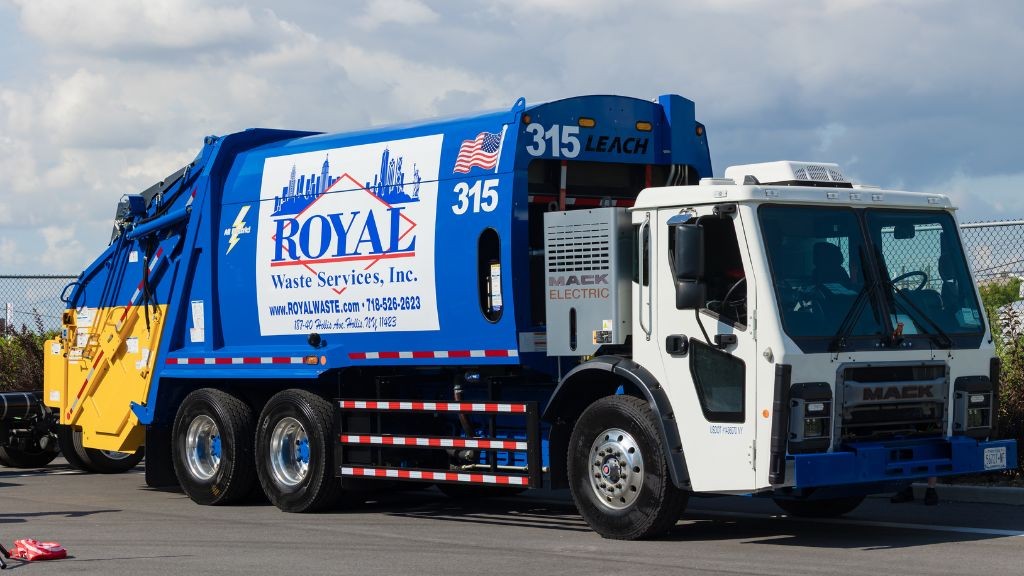 Bronx expands clean fleet with new Mack electric refuse truck