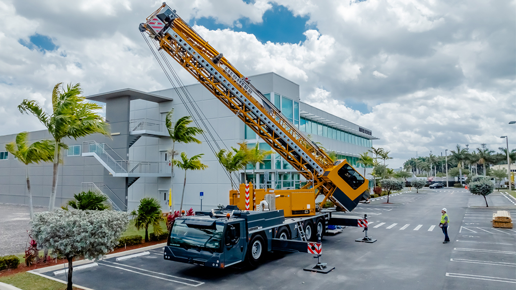 5 benefits of mobile construction cranes