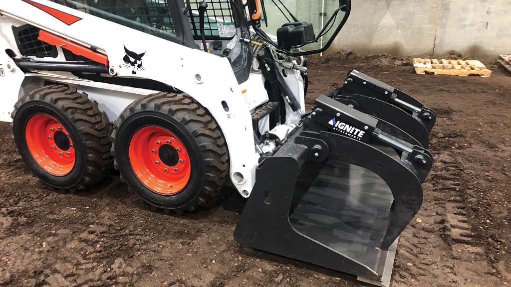 How to choose between solid and pneumatic tires for your skid-steer loader