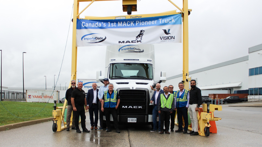 Ontario-based delivery company receives Mack’s first Canadian Pioneer truck