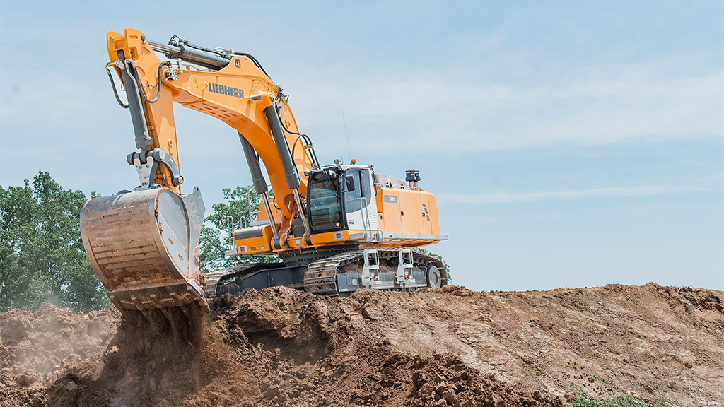 L. Walter & Sons marks 60 years in business with a milestone Liebherr machine