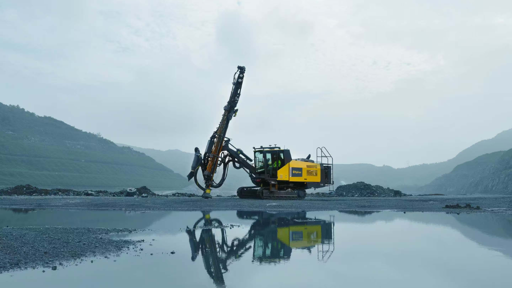 Epiroc’s new drill rig uses auto engine speed to better control fuel consumption
