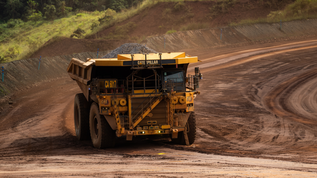 Vale expands its fleet of Cat autonomous mining trucks to 90 haulers