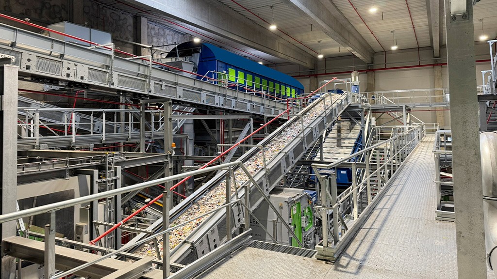 Lightweight packaging MRF rebuilt with automated battery extraction