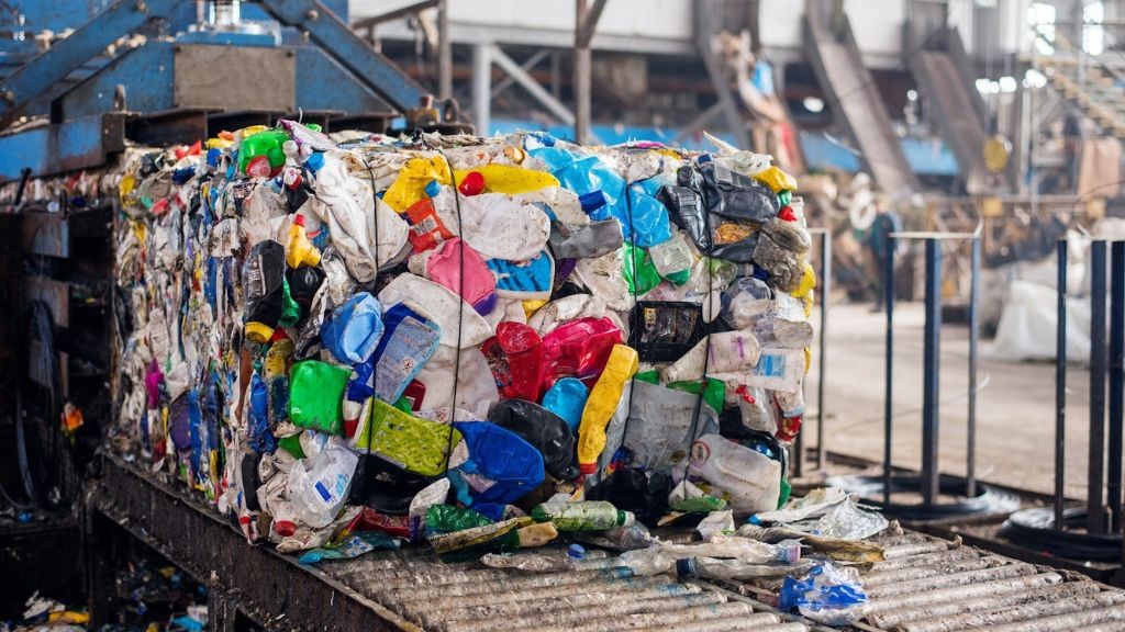 What Canada’s Federal plastics ruling means for manufacturers and recyclers
