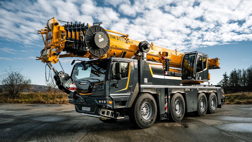 Liebherr’s 110-ton mobile crane is ready to work with the new LICCON3 control system