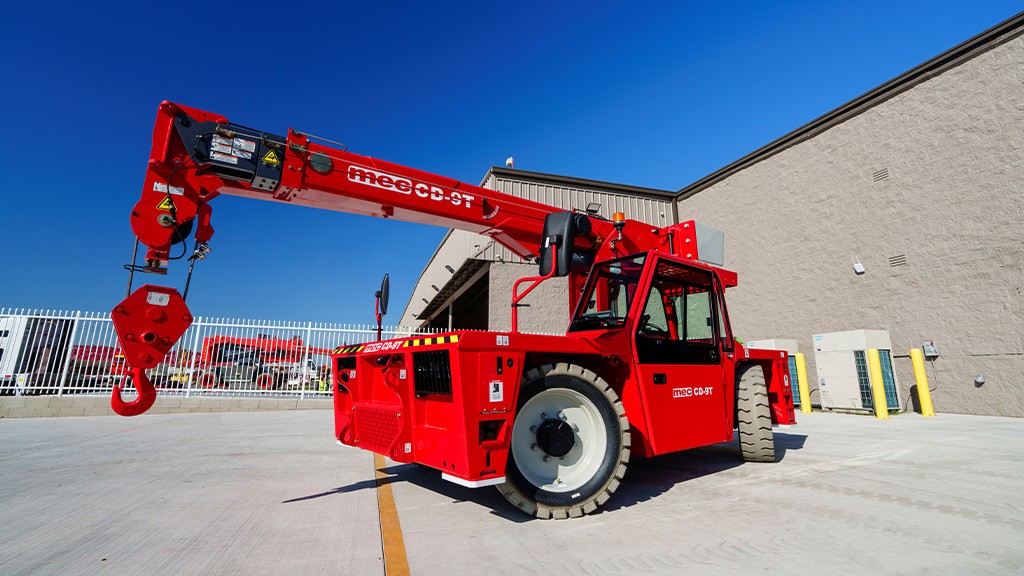 MEC enters crane market with 9-ton carry-deck crane