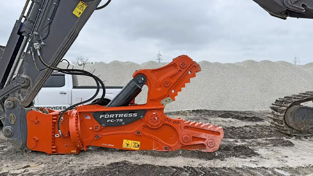 Easily transition from primary demolition to secondary sizing with ShearCore's new modular concrete processor