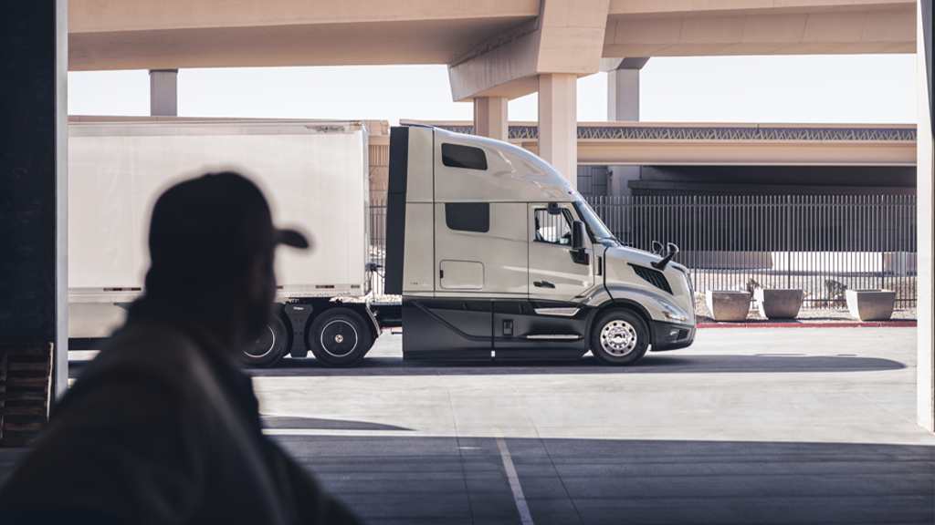 Volvo Trucks’ “lock and leave” software updates now available in North America