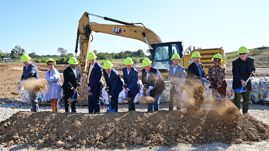 Republic Services breaks ground on St. Louis Recycling Center