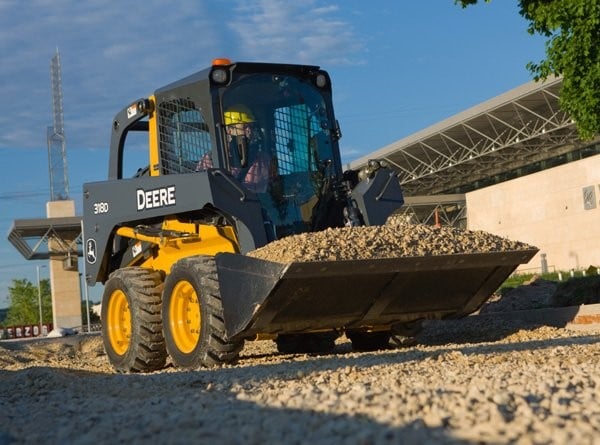 Two-speed option for mid-frame John Deere skid steers