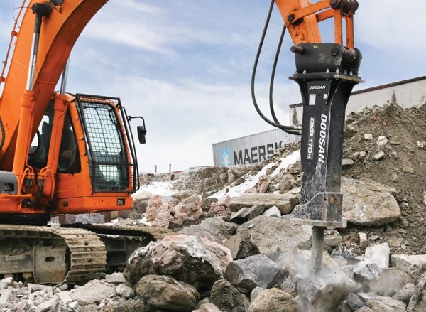 Experts find Doosan DXB170H breaker attachment valuable tool in helping remediate tough demolition projects