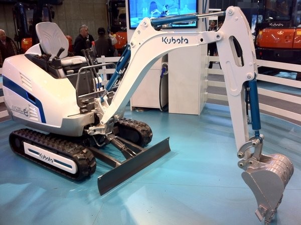 Prototype Kubota all electric mini-excavator has debut at INTERMAT