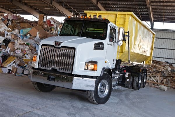 Western Star Introduces New 4700 Tractor