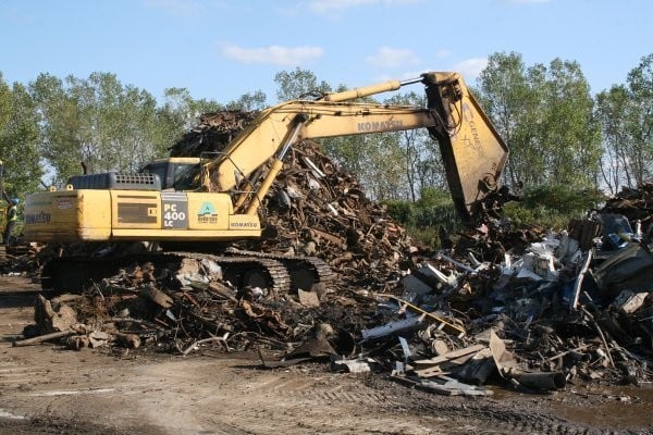 Metalico Buffalo uses GXP 700 and GXP 1000 shears to cut almost anything received at their yard. Metalico Buffalo uses GXP 700 and GXP 1000 shears to cut almost anything received at their yard.
