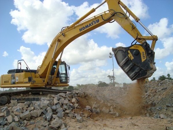 MB crusher buckets key to projects ahead of the 2014 World Cup of soccer