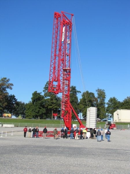 Potain holds Igo T self-erecting crane event