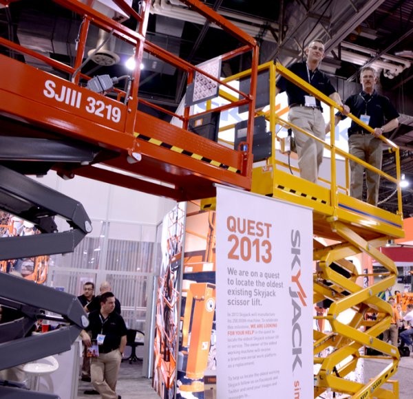 Skyjack marks 250,000th sale with search for oldest working scissor lift