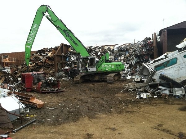 Sennebogen's 830 R-HD green machine tracked scrap handler at Beacon Scrap Iron & Metal Sennebogen's 830 R-HD green machine tracked scrap handler at Beacon Scrap Iron & Metal
