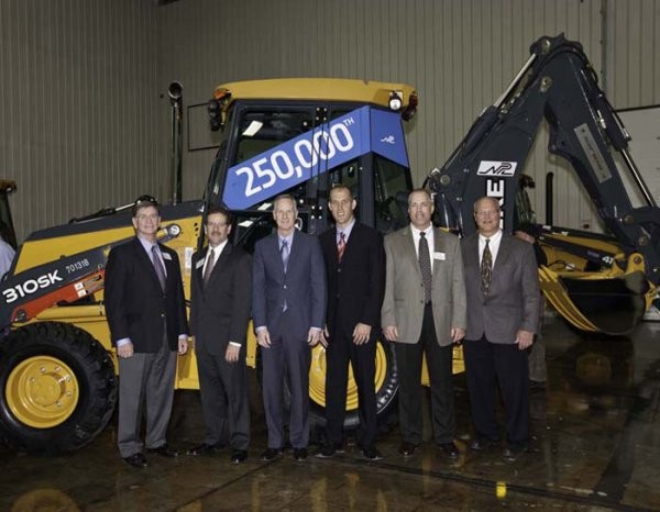 John Deere produces 250,000th backhoe