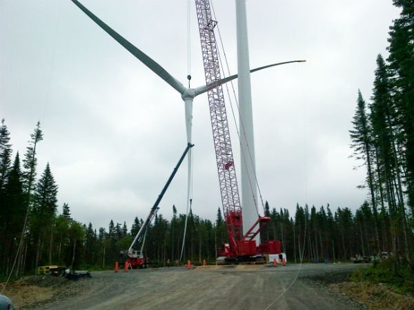 canada-s-largest-wind-farm-built-with-manitowoc-cranes