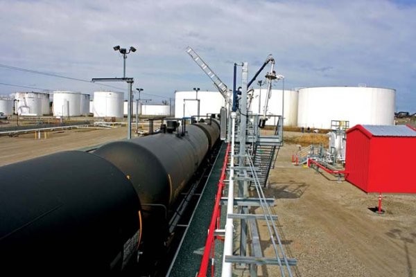 Guarding against crude oil railcar risks