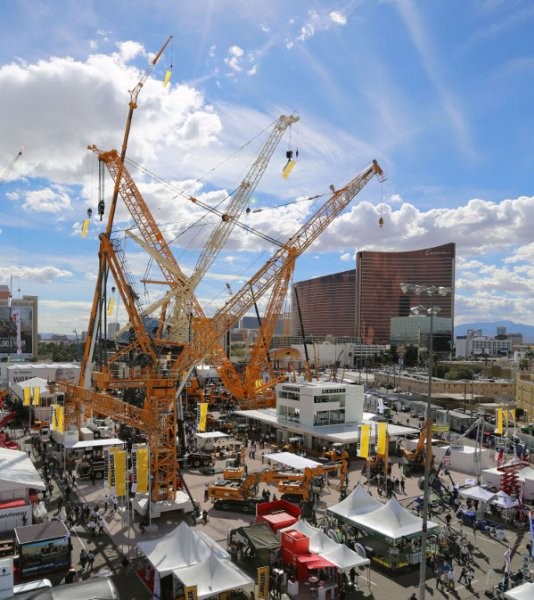 Liebherr reports very successful CONEXPO 2014