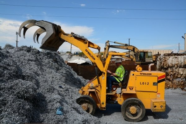 Severe-duty loaders provide toughness required for recycling