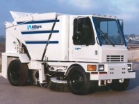 Powerful sweeper for highways and streets