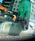 Hydraulic demolition crushers for medium and large excavators
