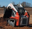 High lifting capacity on TL140 compact track loader High lifting capacity on TL140 compact track loader