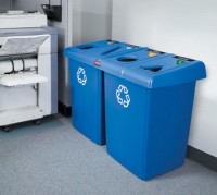 High-capacity recycling station separates up to four streams
