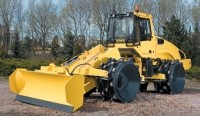 Hydrostatic four-wheel-drive and sealed frame Hydrostatic four-wheel-drive and sealed frame