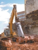 Dedicated shears for 10- to 100-ton excavators